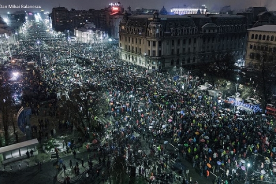 SHARED NEWS. Protestele de la finalul săptămânii, pe toate site-urile de ştiri. Cifre-record pentru un articol de pe Republica.ro: peste 63.000 de distribuiri