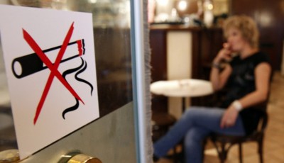 TOP SHARED. Austria ridică interdicţia ce vizează fumatul în spaţiile publice. Şi un text semnat de CTP despre BOR