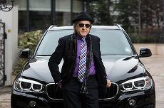 SHARED NEWS. „Bufonul tomnatic”, un text de Radu Paraschivescu, cel mai distribuit articol de pe site-urile de ştiri
