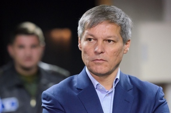 COMENTATE. Dacian Cioloş, cel mai comentat politician: „Consultăm cetăţenii în vederea programului cu care vom ieşi în campanie. Vrem să vedem şi viziunea lor"