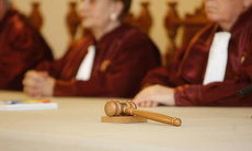 BLOGOSFERĂ. Curtea Constituţională, comparată cu KGB în blogul lui Moise Guran. „CCR este aşadar un tribunal extraordinar, numit politic”