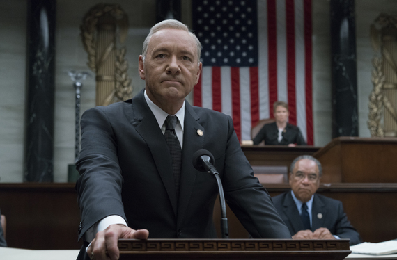 Producţia sezonului şase House of Cards, suspendată, din cauza acuzaţiilor ce-l vizează pe Kevin Spacey