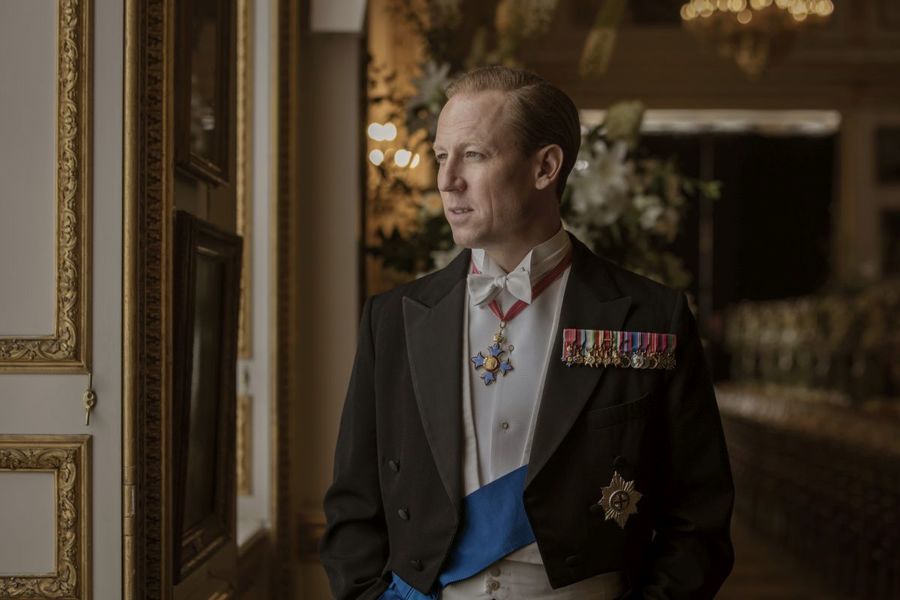 The Crown, sezonul 3, Tobias Menzies în rolul Prinţului Phillip