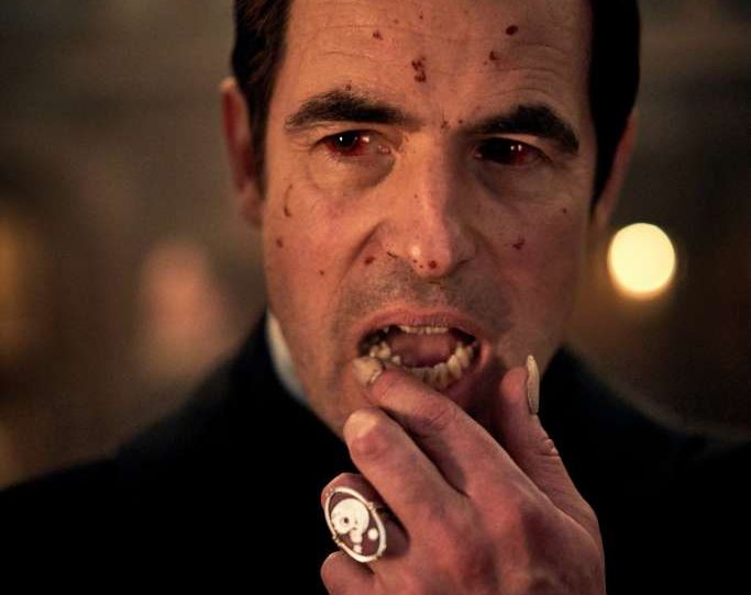 Miniseria Dracula, realizată de creatorii seriei britanice Sherlock, la început de ianuarie pe Netflix