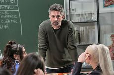 Serialul Profu', cu Andi Vasluianu, continuă. Pro TV a început filmările pentru al doilea sezon