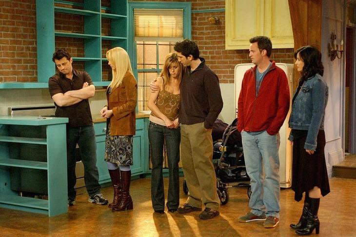 Friends, The Big Bang Theory şi alte titluri ies de pe Netflix, în această săptămână