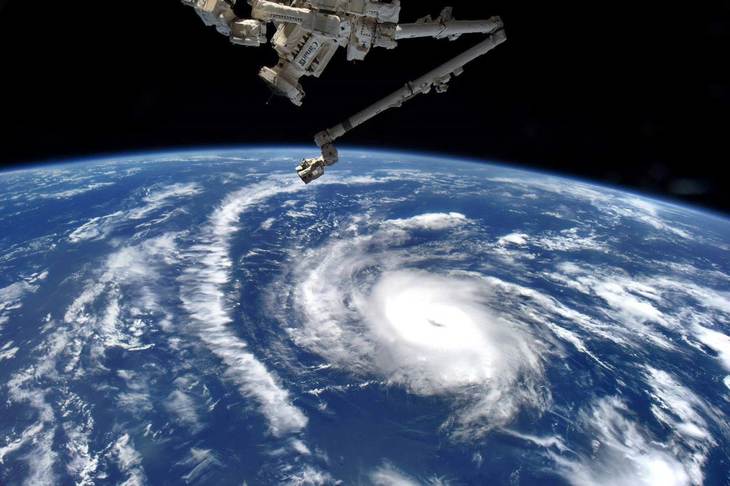 Uraganul Irma vazut de pe Statia Spatiala Internationala - credit foto NOAA
