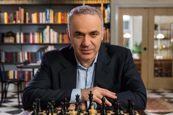 COMUNICAT. Garry Kasparov vine la Bucureşti pentru a inaugura turneul de şah Superbet Chess Classic Romania 2021, din cadrul Grand Chess Tour™ 2021