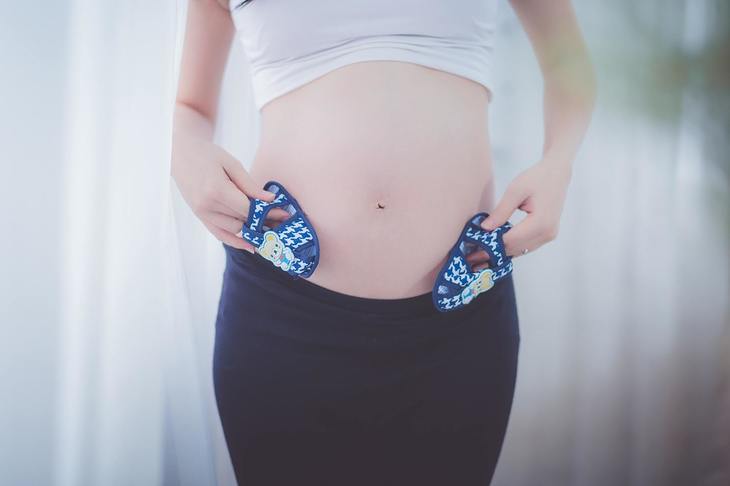 COMUNICAT. Primul trimestru de sarcină: care sunt schimbările organismului mamei?