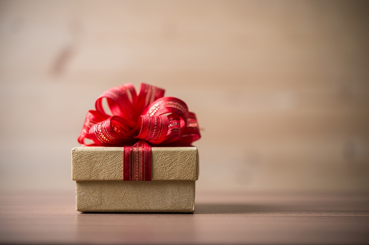COMUNICAT. 3 motive pentru care să alegi cadouri din lemn pentru cei dragi