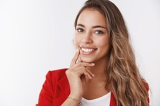 COMUNICAT. Ai ramas cu goluri in dantura? Protejeaza-ti dintii vecini cu ajutorul implanturilor dentare!