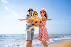 COMUNICAT. Plănuieşti un concediu vara aceasta? Iată 5 destinaţii de vacanţă ideale
