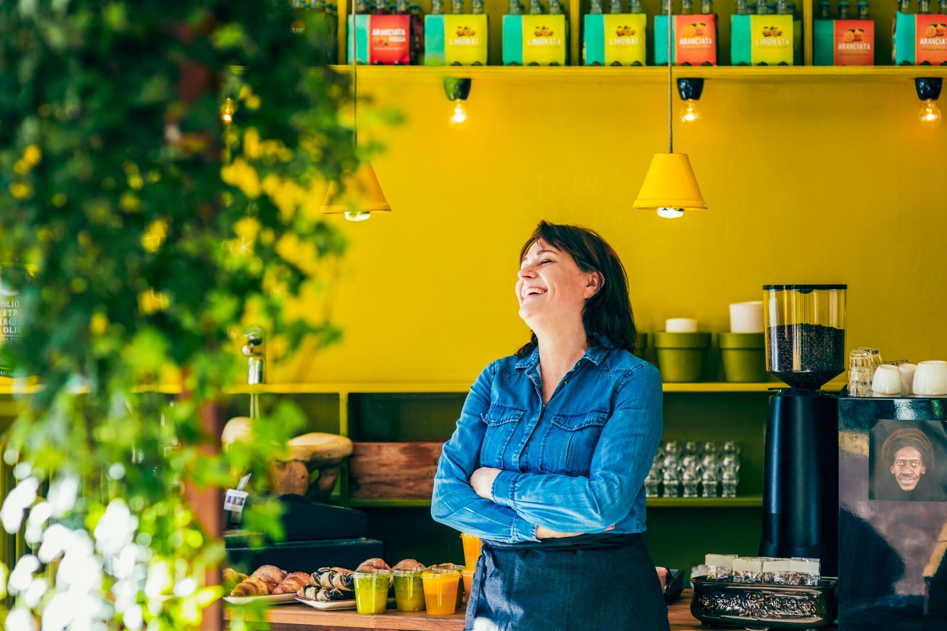 COMUNICAT. Încep înscrierile în a doua ediţie a programului She’s Next, iniţiat de ING şi Visa, în colaborare cu Impact Hub Bucharest 