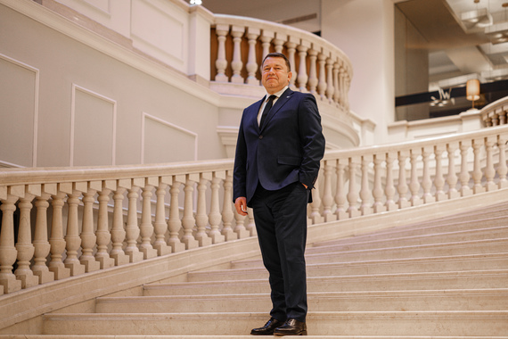 COMUNICAT. O poveste care continuă să inspire: JW Marriott Bucharest Grand Hotel sărbătoreşte 25 de ani în românia