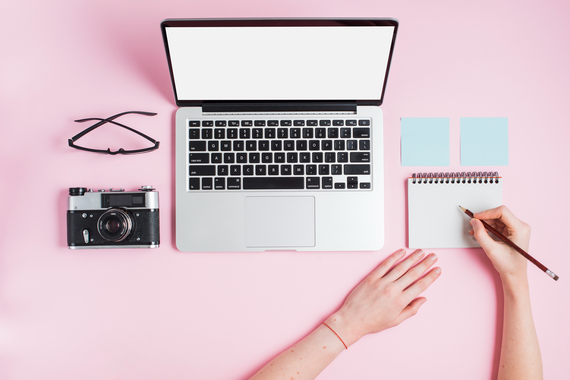 COMUNICAT. Tehnologie pentru pasiunile tale: Cum să îţi susţii hobby-urile şi creativitatea în 2026 cu un buget inteligent