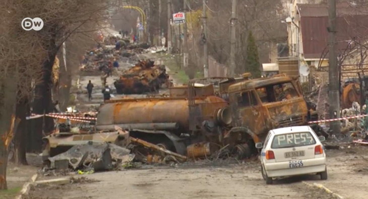 Un reportaj video Deutsche Welle la Bucha. Sursa foto: captură