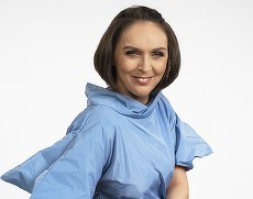 Povestea Adelei Pârvu, gazda EuroDesign, de la Euronews România: De la reporter Pro TV, la Visuri la cheie (din întâmplare) şi la scenografie pentru piesele lui Mimi Brănescu, scenaristul Las Fierbinţi