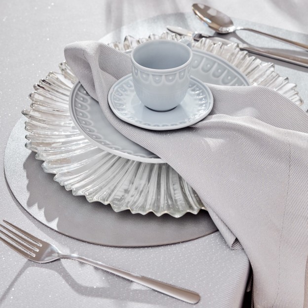 COMUNICAT. Naproane pentru masă - cum alegi dimensiunea corectă pentru fiecare tip de masă?