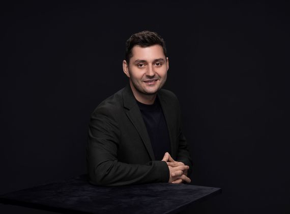 COMUNICAT. Popescu Tudor, Organic Agency: “Cele zece linkuri albastre din SEO dispar uşor. Rămane o singură întrebare: ce ştie ChatGPT despre brandul tău”