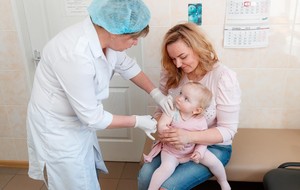 Ratele de imunizare cu vaccinuri esenţiale sunt în scădere la nivel naţional, potrivit unui studiu