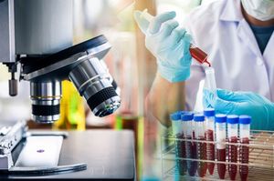 Semnele timpurii ale bolii Parkinson pot fi detectate prin analize de sânge