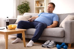 Sedentarismul contribuie semnificativ la complicaţiile diabetului de tip 2, potrivit unui studiu internaţional