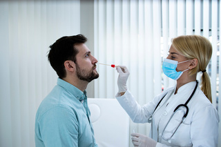 O posibilă explicaţie pentru pierderea gustului după Covid-19
