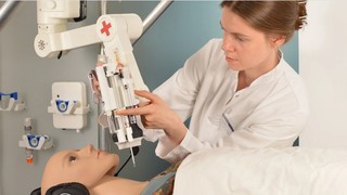 Medicina de urgenţă a viitorului:  tratamente robotizate la distanţă pentru traumatisme toracice