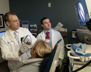 Un exsudat nazal ar putea identifica semne timpurii ale bolii Alzheimer