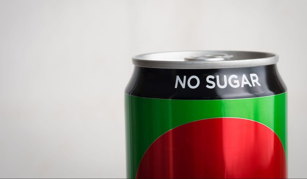 Anumiţi îndulcitori din alimente şi băuturi ar putea grăbi pubertatea la copii