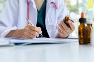 Agenţia Europeană a Medicamentului a recomandat autorizarea a 16 noi tratamente în UE