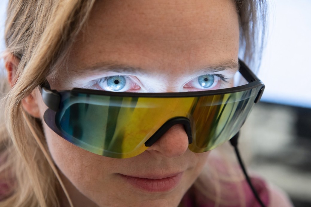 VIDEO Stimularea cu lumină şi sunet ar putea încetini declinul cognitiv în boala Alzheimer, potrivit unui studiu aflat în fază avansată de testare clinică