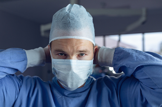 Numărul de medici din România a crescut cu peste 1.600 în 2024. Câte cadre medicale profesează în ţara noastră