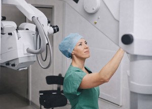 Tratamentul cancerului în Austria: acces rapid la terapii moderne şi îngrijire multidisciplinară