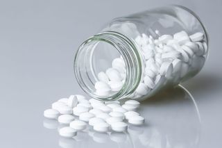 Un medicament utilizat ca tratament standard pentru altă indicaţie, asociat cu un risc mai mic de infarct şi AVC
