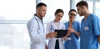 Rezidenţiat 2025: Aproape 40 de locuri, rămase neocupate la domeniul Medicină după repartiţie