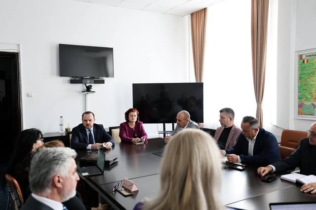 Poza pentru articolul Nou normativ de personal în sistemul sanitar public. Ministrul Sănătăţii: Susţinem plata pe performanţă