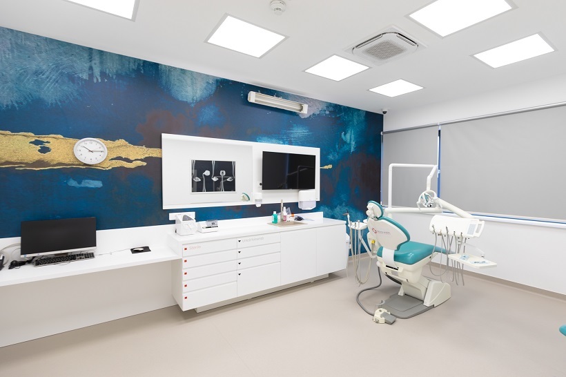 Pacienţii cu afecţiuni oncologice primesc, de astăzi, servicii stomatologice printr-un protocol medical dedicat, care integrează stomatologia cu oncologia
