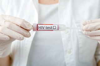 Uniunea Naţională a Organizaţiilor Persoanelor Afectate de HIV/SIDA: Manifest pentru o viaţă trăită cu HIV în sănătate, demnitate şi echitate!