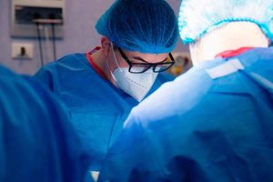 Doi medici români, desemnaţi Fellow of the Unified European Board of Thoracic Surgery (FUEBTS)