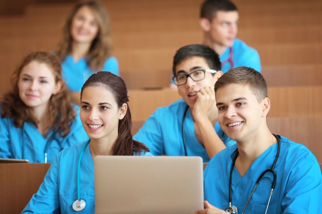 US News Best Global Universities 2025-2026: UMFCD - locul I în România în rândul universităţilor cu profil medical