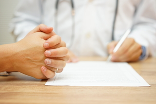 Alianţa Pacienţilor Cronici din România (APCR): România în criză vitală - Sănătatea are nevoie de un pact, nu de promisiuni!