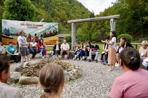 APAN lansează „EduSMart”: un program inovator pentru 100 de persoane cu scleroză multiplă, construit pe educaţie holistică şi puterea comunităţii