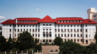 Colaborare între universităţile de medicină din Craiova şi Plevna