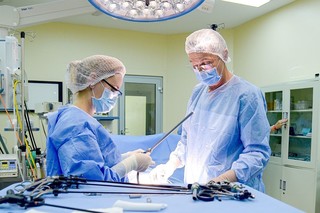 Screening, prevenţie şi diagnostic precis al cancerului cervical la SANADOR