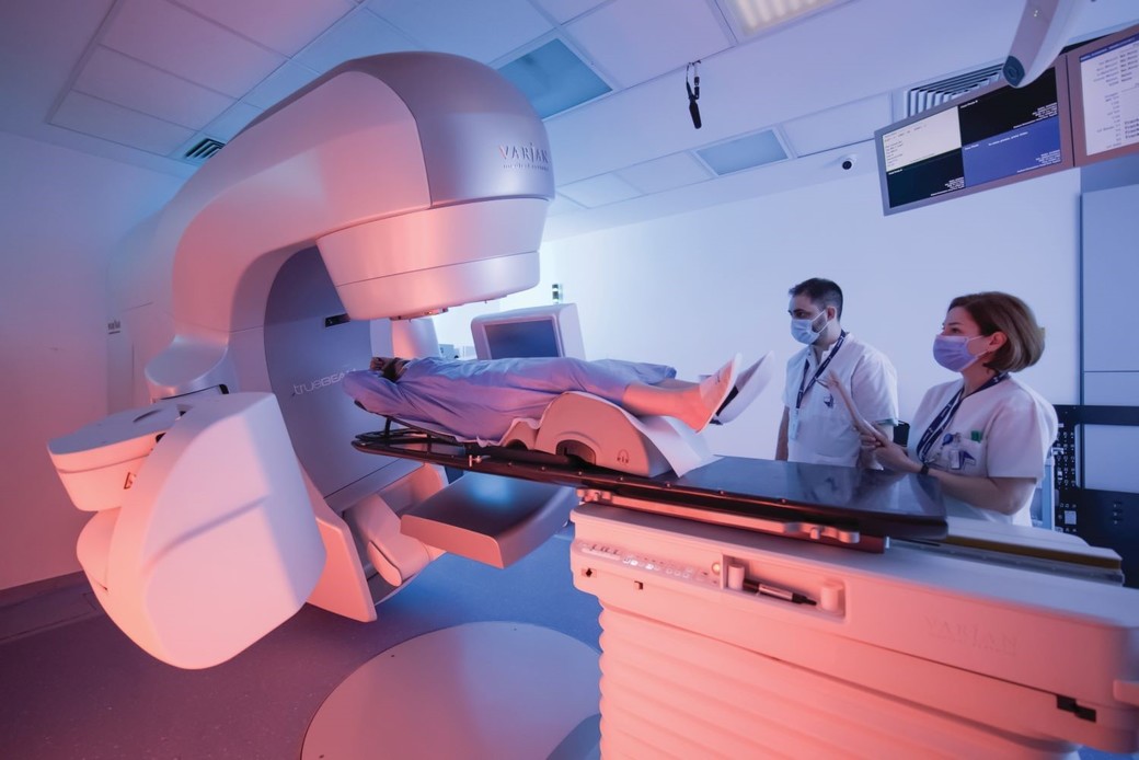Radioterapie de înaltă performanţă la Centrul Oncologic SANADOR