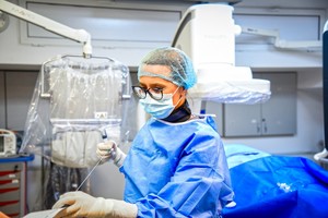 Proceduri vasculare hibride de înaltă performanţă la Spitalul Clinic SANADOR 