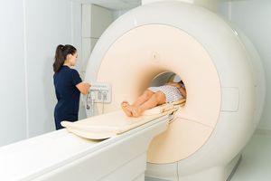 Investigaţiile RMN ar putea anticipa bolile cardiovasculare înainte cu un deceniu 