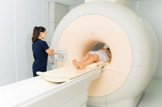 Investigaţiile RMN ar putea anticipa bolile cardiovasculare înainte cu un deceniu 