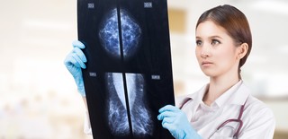 AI ar putea transforma mamografiile în instrumente de screening şi pentru bolile de inimă